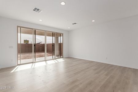 New construction Single-Family house 40105 W Elm Dr, Maricopa, AZ 85138 Peridot- photo 6 6