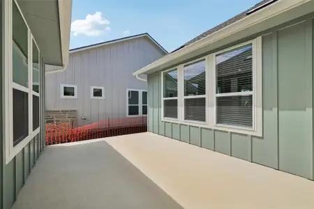 New construction Single-Family house 321 Sweeping Sage Ln, San Marcos, TX 78666 plan Trinity - image