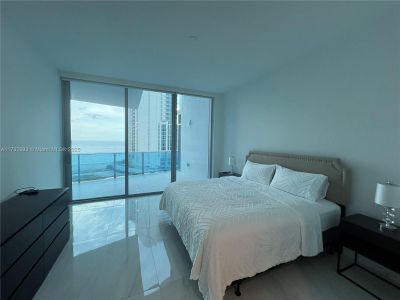 New construction Condo house 17550 Collins Ave, Unit 1003, Sunny Isles Beach, FL 33160 null- photo 5 5