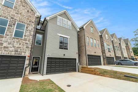 New construction Townhouse house 1525 Burberry Alley, Marietta, GA 30008 - photo 0