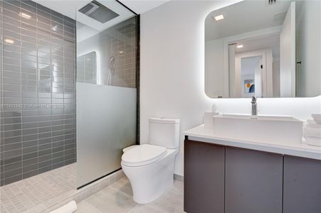 New construction Condo/Apt house 227 Northeast 2nd Street, Unit 2105, Miami, FL 33132 - photo 0