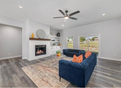 New construction Single-Family house 1013 Don Eve Ct, Azle, TX 76020 - image 6