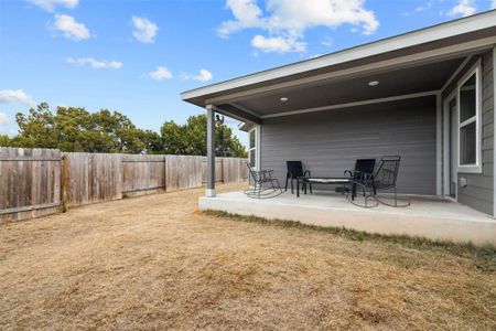 New construction Single-Family house 601 Loriner Way, Liberty Hill, TX 78642 null- photo 28 28