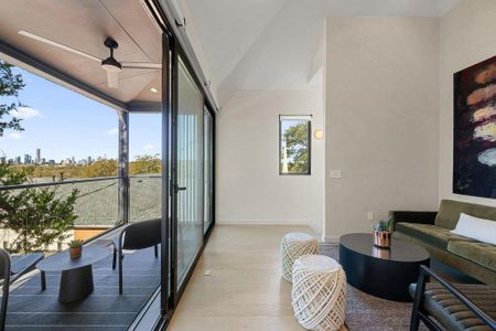 New construction Single-Family house 4707 Reyes St, Unit 2, Austin, TX 78721 - image