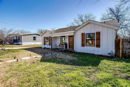 New construction Single-Family house 109 S Coleman, Godley, TX 76044 null- photo 1 1