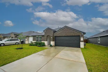 New construction Single-Family house 1110 Desert Willow Dr, Rosharon, TX 77583 - image