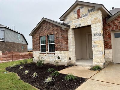 New construction Single-Family house 424 Escondido Cir, San Marcos, TX 78666 - photo 0