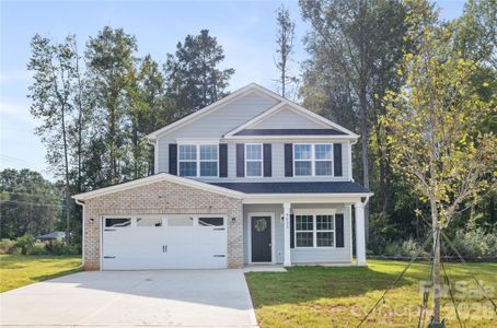 New construction Single-Family house 537 Dawn Cir, Charlotte, NC 28213 - image