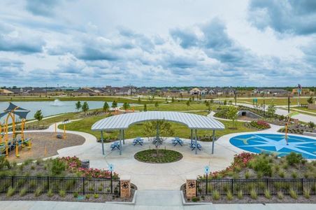 Windrose Green by Lennar in Angleton - photo 0