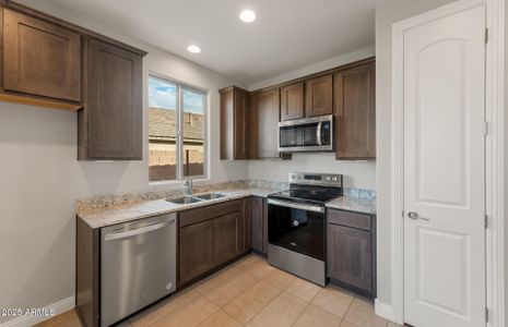 New construction Single-Family house 16735 W Whispering Wind Dr, Surprise, AZ 85387 Avelino- photo 6 6