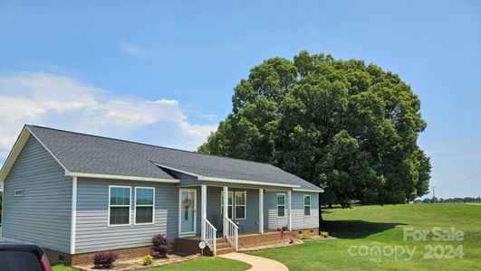 New construction Single-Family house 302 Flint Hill Road, Cherryville, NC 28021 - photo 0