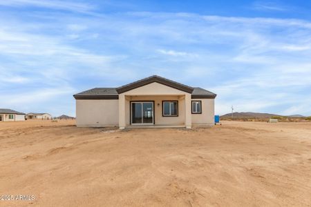 New construction Single-Family house 37182 W Raymond St, Tonopah, AZ 85354 - image