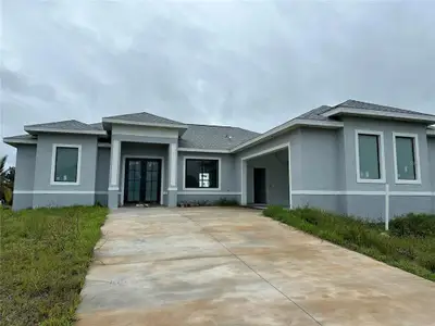 New construction Single-Family house 10658 Rainsville St, Port Charlotte, FL 33981 - image
