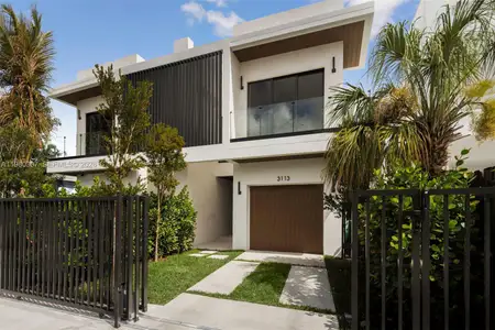 New construction Townhouse house 3113 Elizabeth St, Miami, FL 33133 - image