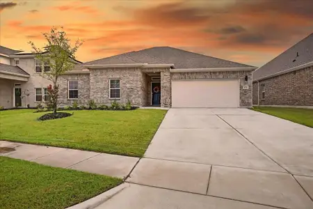 New construction Single-Family house 656 Cari Ln, Forney, TX 75126 plan Logan - image