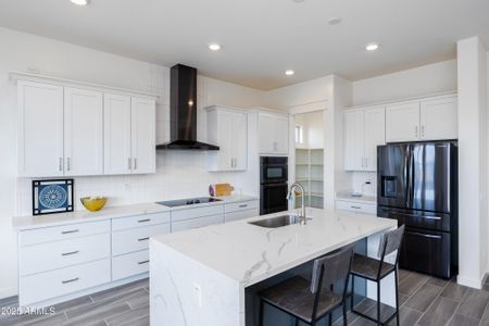 New construction Single-Family house 562 N Sun Rd, Apache Junction, AZ 85119 plan Plan 5522 - image 4