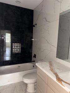 New construction Single-Family house 3822 Sunrise Ln, Damon, TX 77430 - image
