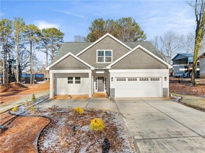 New construction Single-Family house 952 Hoyt St, Cornelia, GA 30531 - image
