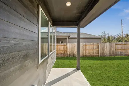 New construction Single-Family house 1118 Novelle Bend Dr, Huffman, TX 77336 - image 3