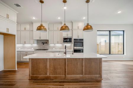 New construction Single-Family house 2406 Shooting Star Ln, Fulshear, TX 77423 plan Auburn II 4600.3 - image 7