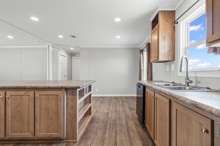 New construction Manufactured Home house 637 Lois Cir, Granbury, TX 76049 null- photo 0