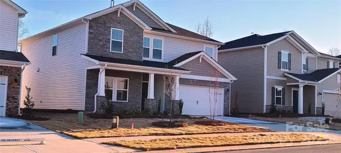 New construction Single-Family house 136 Shepherds Landing Dr, Mooresville, NC 28115 null- photo 1 1