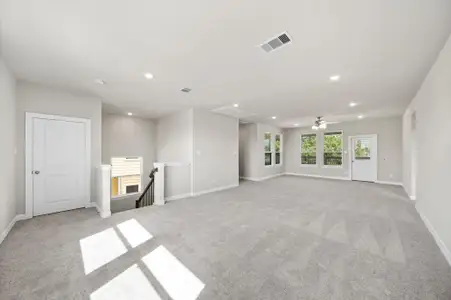 New construction Single-Family house 3905 Peacock Isle Dr, Dickinson, TX 77539 - image 11