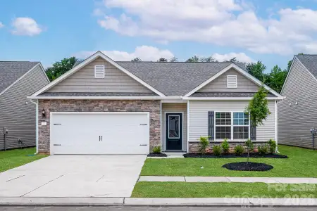 New construction Single-Family house 6509 Fairford Dr, Charlotte, NC 28215 - image