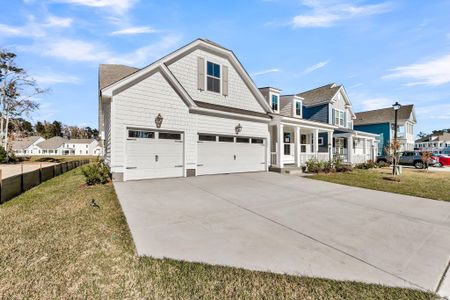 New construction Single-Family house 2 Cherrywood Dr, Summerville, SC 29483 - image