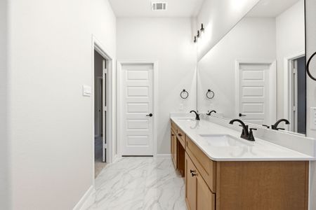 New construction Single-Family house 1017 Clayton St, Aubrey, TX 76227 plan Finley - image 10