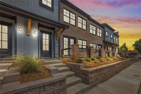 New construction Townhouse house 935 Willingham Drive, Unit 8, Hapeville, GA 30354 - photo 0