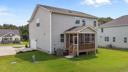 New construction Single-Family house 351 Fast Pitch Ln, Four Oaks, NC 27524 plan Redwood - image