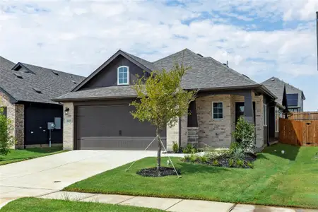 New construction Single-Family house 1640 Meadow Crest Dr, Aubrey, TX 76227 plan First - image