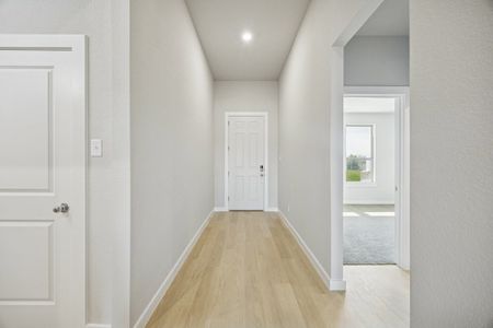 New construction Single-Family house 808 Tesslynn Ave, Godley, TX 76044 plan The Elm - image 16