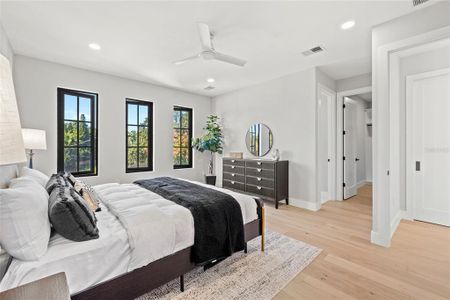 New construction Single-Family house 917 Lake Emerald Dr, Orlando, FL 32806 - image 8