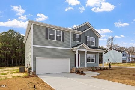 New construction Single-Family house 214 Harriette Ct, Lillington, NC 27546 plan Russell - image