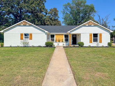 New construction Single-Family house 1615 Bowie Dr, Corsicana, TX 75110 - image