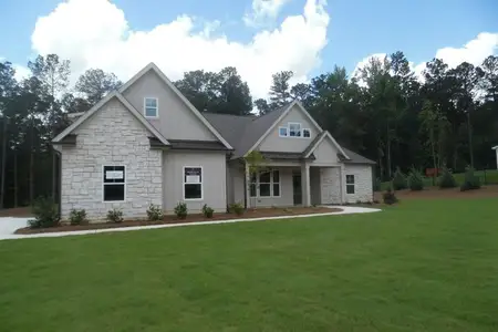 New construction Single-Family house 49 Durham Estates Dr, Sharpsburg, GA 30277 plan Candler - image