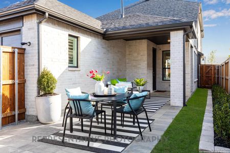 New construction Single-Family house 1810 Nettletree, New Braunfels, TX 78132 null- photo 13 13