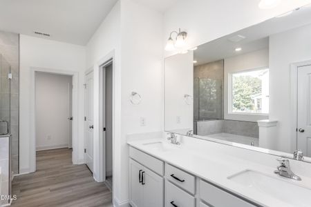 New construction Single-Family house 7412 Lone Silo Ln, Wendell, NC 27591 plan McDowell - image 7