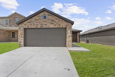 New construction Single-Family house 5649 Jasper Pl, San Antonio, TX 78223 plan Idlewood - image