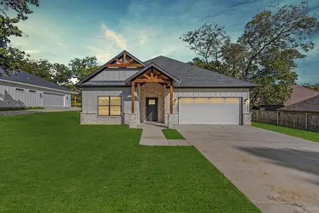 New construction Single-Family house 1838 S Park Ave, Denison, TX 75020 - image
