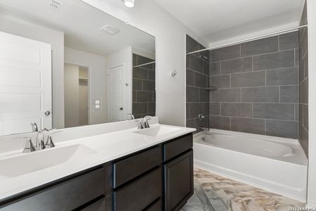 New construction Single-Family house 10030 Jagger Ave, Converse, TX 78109 plan Plan 1772 - image 8