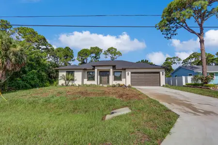 New construction Single-Family house 5602 Tangelo Dr, Fort Pierce, FL 34982 - image