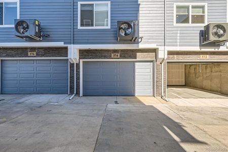 New construction Townhouse house 374 N Geneva St, Aurora, CO 80010 null- photo 0