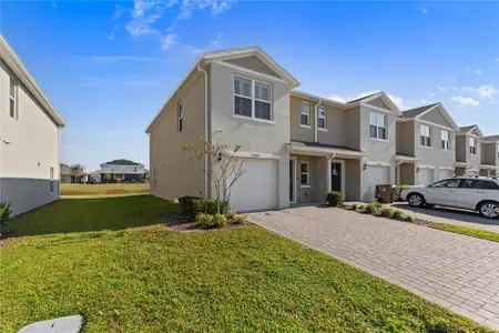 New construction Townhouse house 2799 Brie Hammock Bnd, St. Cloud, FL 34773 - image