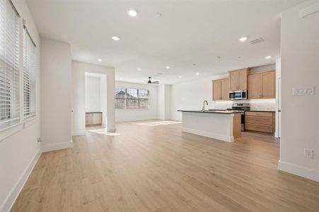 New construction Townhouse house 2516 Red Tailed Hawk Ln, McKinney, TX 75071 - image 16