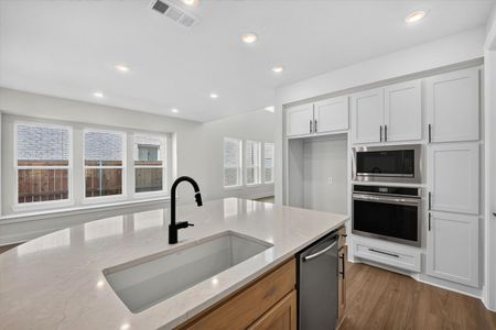 New construction Single-Family house 2713 Santa Monica Mews, Celina, TX 75009 plan Warrenton - image 6