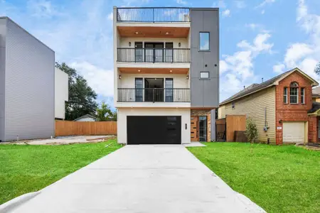 New construction Single-Family house 9014 Ferdinand St, Houston, TX 77051 - image