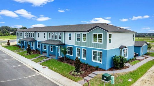 New construction Townhouse house 616 Emerald Grove Dr, Apopka, FL 32703 - image